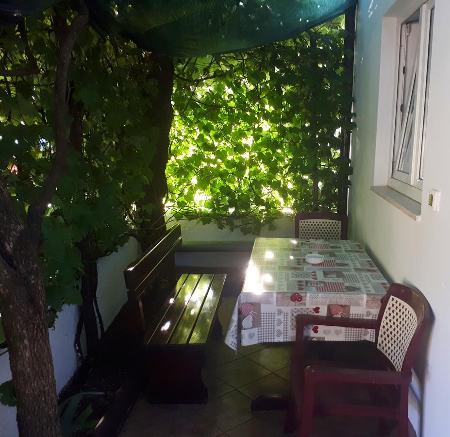 Lea Apartament *