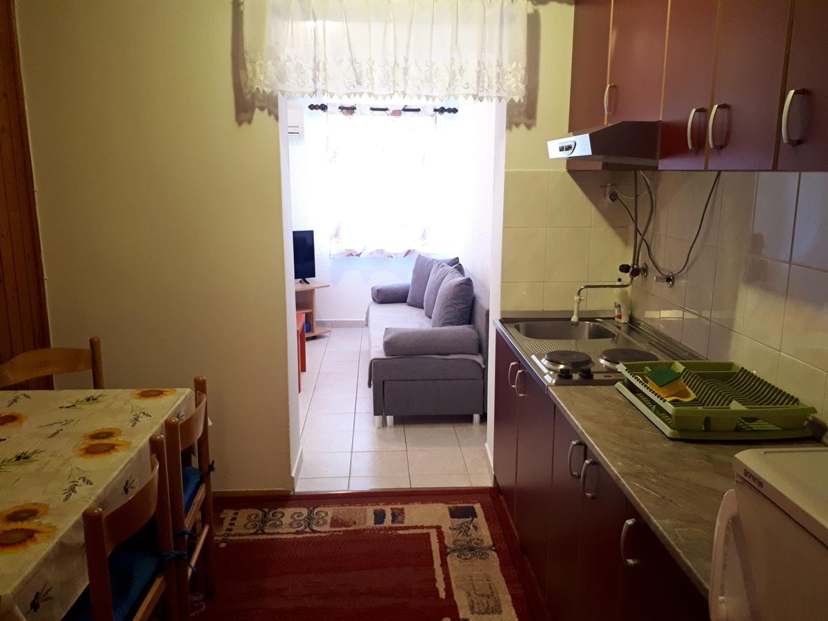 Lea Apartament *